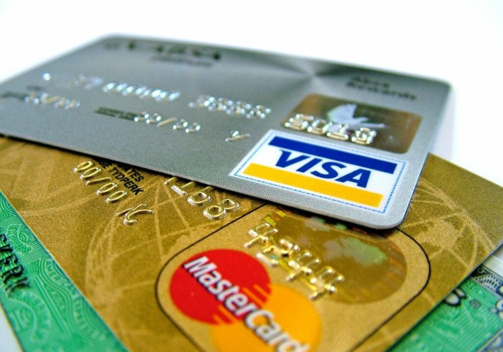 credit-card-gold-platinum-1512626-1280x960